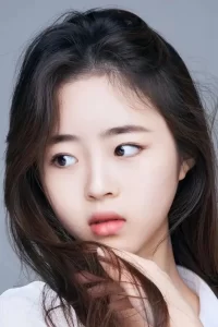 Ли Ёнын (Lee Young Eun (2004))