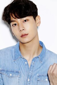 Ли Чхольу (Lee Chul Woo)