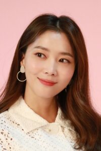 О Юна (Oh Yoon Ah)