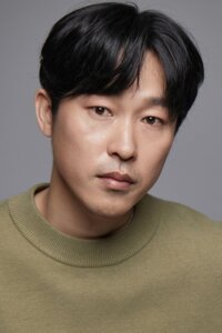 Ким Джунхи (Kim Joong Hee)