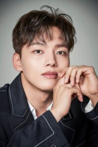 Ё Джингу (Yeo Jin Goo)