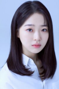 Ким Сиын (Kim Si Eun)