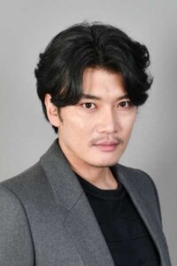 Ким Юнсон (Kim Yoon Sung)
