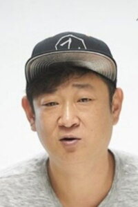 Син Ёнхви (Shin Yong Hwi)